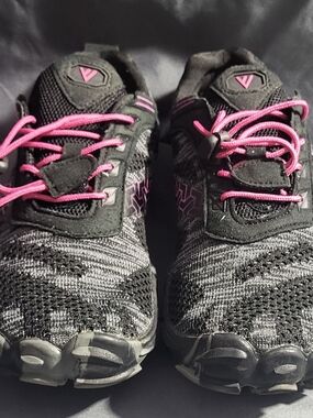 Black Knit Running Shoes with Pink Accents